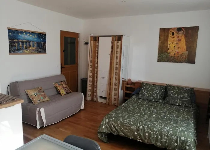 Studio Dans Maison De Ville